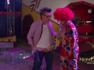 Im Zirkus Conny Fickt Den Clown, Free HD dirty clip 52