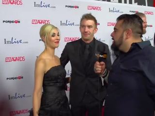 Pornhubtv sophia ksatria & danny d merah carpet 2015 avn wawancara