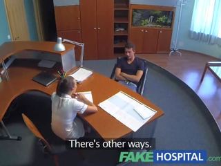 Fakehospital медицинска сестра cures шипове depression от отдаване под наем му изпразване на тя путка